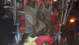Even at night, we meet children and bring them home with the rickshaw ...