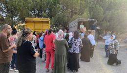 Verteilung von Lebensmittelpaketen.